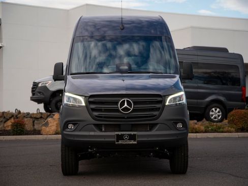 New 2025 Mercedes-Benz Sprinter 2500 image 2