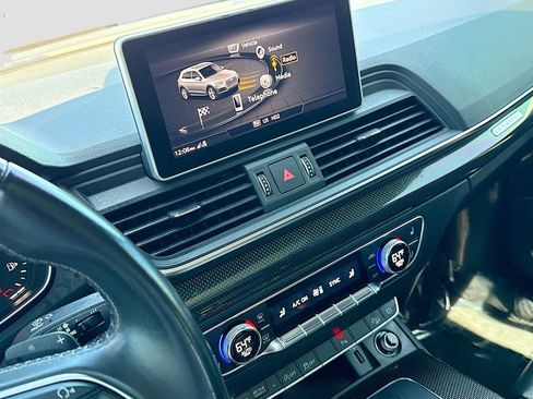 Used 2019 Audi SQ5 Premium Plus w/ Premium Plus Package image 27