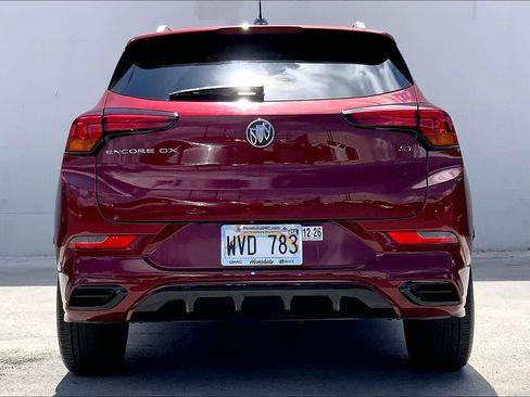Used 2023 Buick Encore GX Select w/ Sport Touring Package FWD image 6