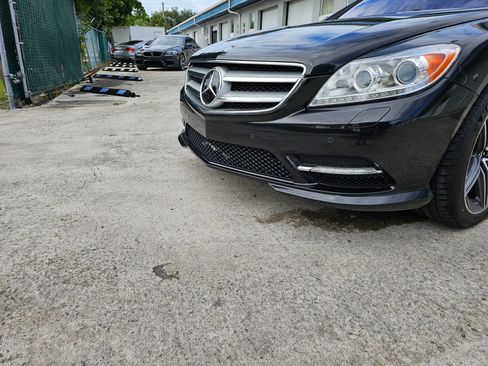 Used 2013 Mercedes-Benz CL 550 4MATIC image 14