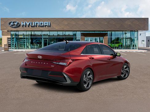New 2026 Hyundai Elantra Limited image 5