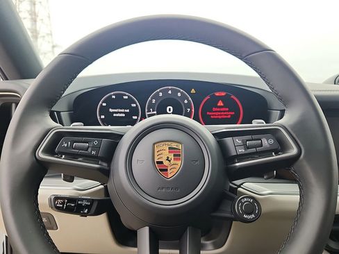 New 2026 Porsche Cayenne Coupe image 17