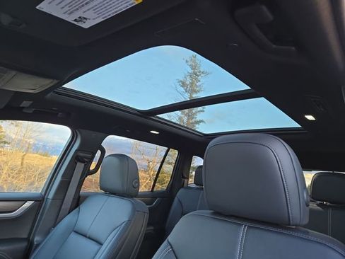 New 2026 GMC Acadia Elevation w/ Elevation Premium Package image 28