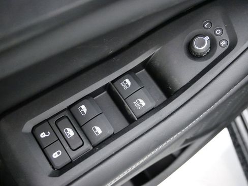 New 2025 Jeep Grand Cherokee L Altitude AWD/4WD image 31