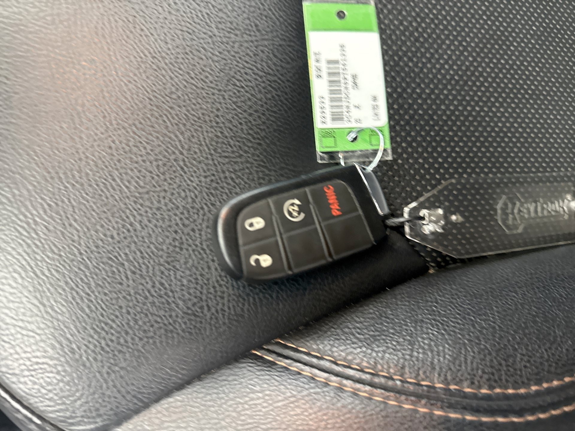 Used 2023 Jeep Compass Limited AWD/4WD image 12