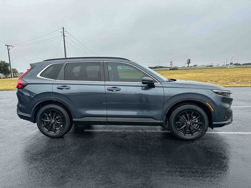 Certified 2025 Honda CR-V Sport-L image 5
