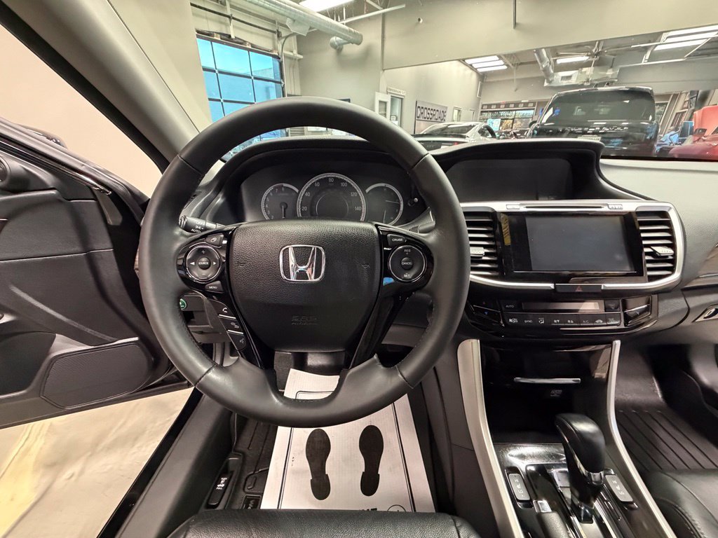 Used 2016 Honda Accord EX-L image 12