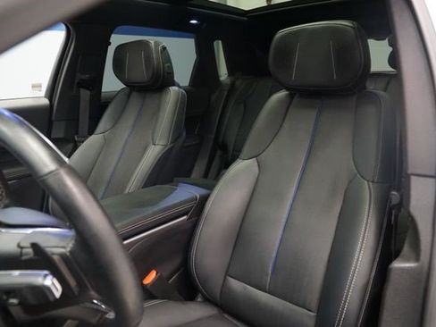 Certified 2024 Cadillac Lyriq Sport AWD/4WD image 18