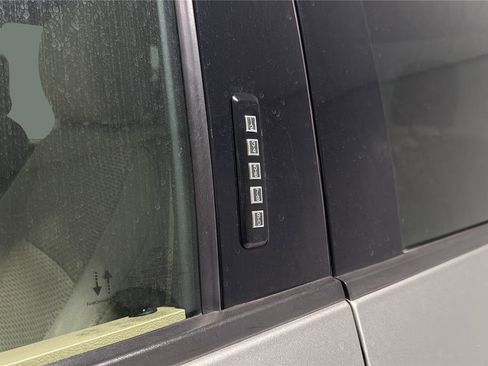 Used 2019 Ford F150 XLT w/ Equipment Group 302A Luxury AWD/4WD image 29
