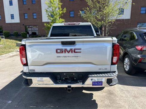 Used 2019 GMC Sierra 1500 SLE w/ SLE Value Package AWD/4WD image 7