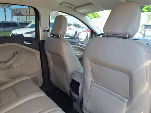 Used 2018 Ford Escape SEL image 13