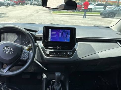 Used 2024 Toyota Corolla LE FWD image 13