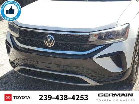 Used 2022 Volkswagen Taos SE AWD/4WD image 13