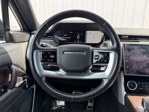Used 2023 Land Rover Range Rover SE AWD/4WD image 12