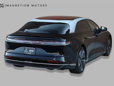 Used 2023 Lucid Air Touring AWD/4WD image 9