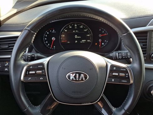 Used 2019 Kia Sorento EX image 18