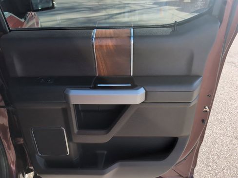 Used 2015 Ford F150 King Ranch w/ Equipment Group 601A Luxury image 21