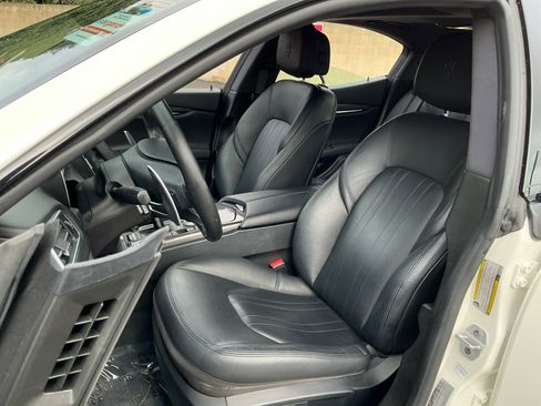 Used 2020 Maserati Ghibli image 19