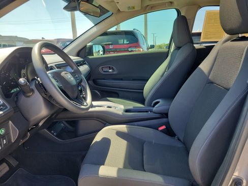 Used 2022 Honda HR-V EX image 18