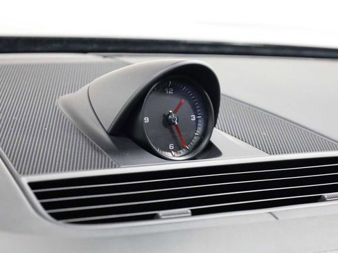 Used 2023 Porsche Panamera 4 image 18