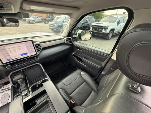 Used 2022 Toyota Tundra Limited AWD/4WD image 24