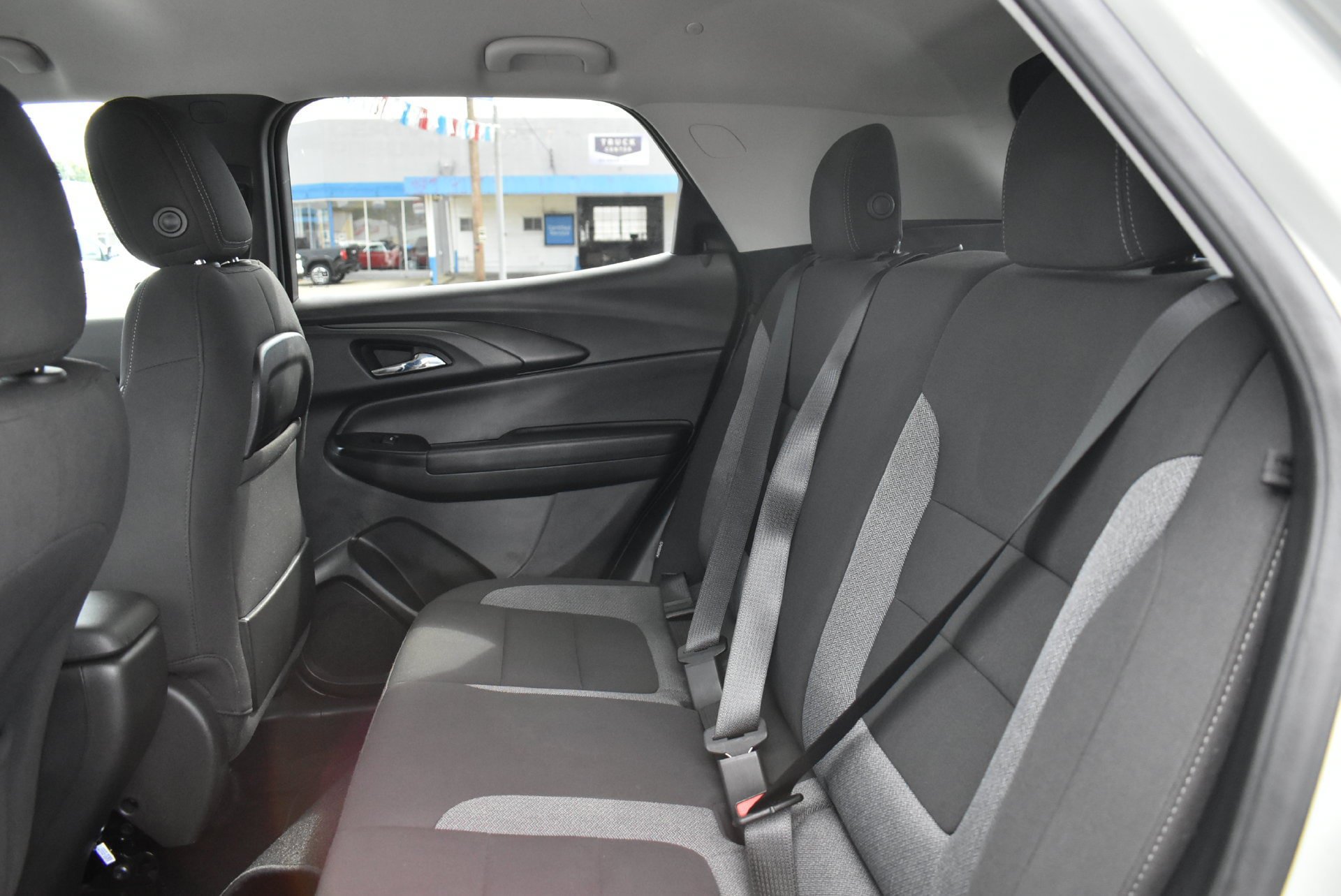 Used 2025 Chevrolet TrailBlazer LT AWD/4WD image 13