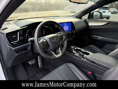 Used 2025 Lexus NX 350 F Sport image 12