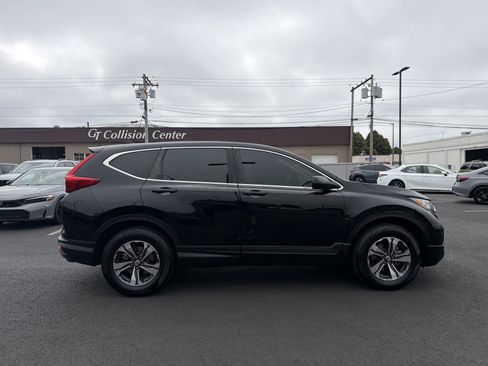 Used 2018 Honda CR-V LX image 2