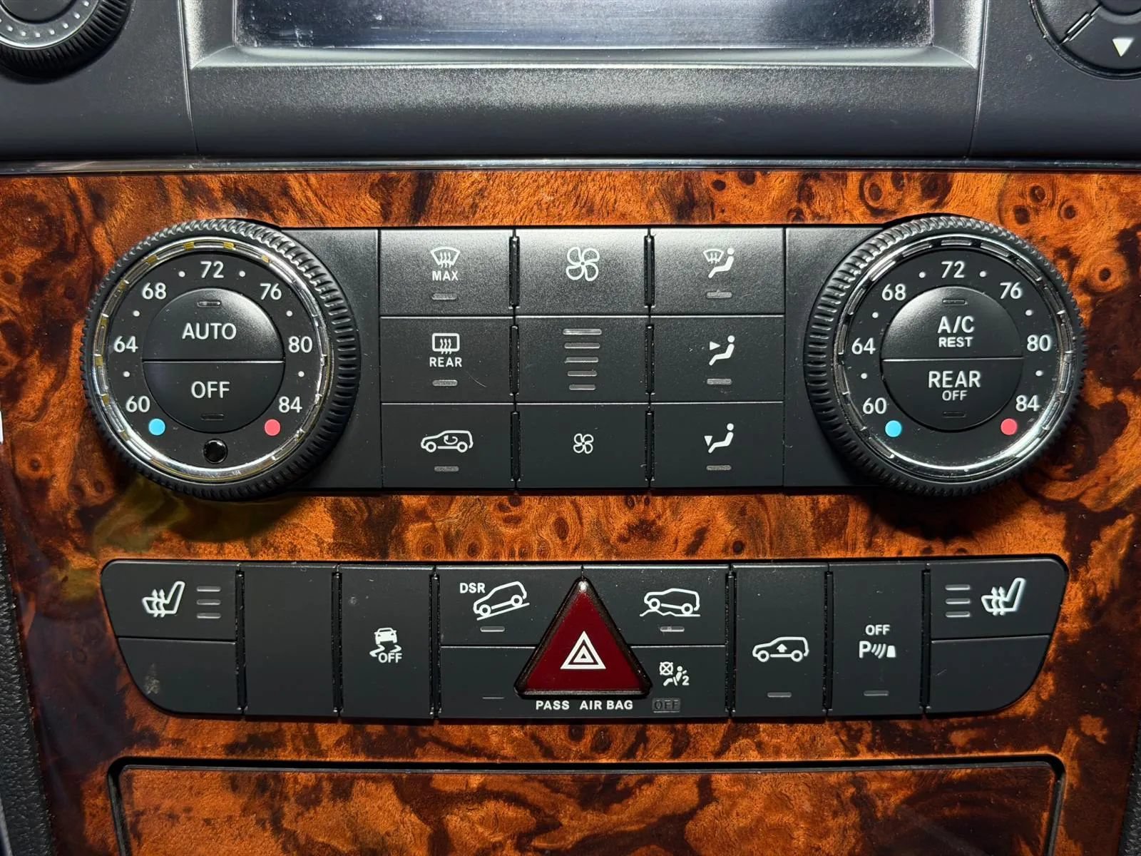 Used 2012 Mercedes-Benz GL 450 4MATIC w/ Premium 1 Pkg image 37