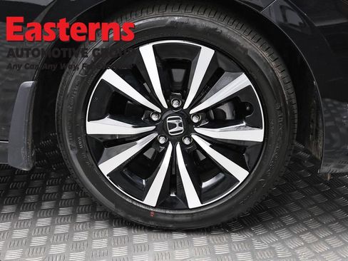 Used 2024 Honda Civic EX image 30