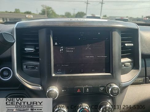 Used 2024 RAM 2500 Big Horn AWD/4WD image 14