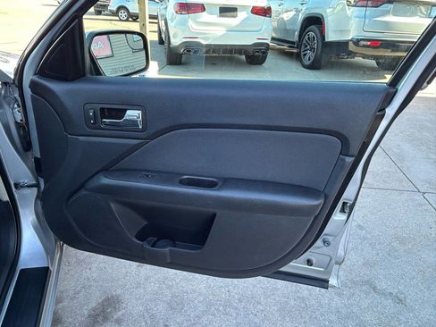 Used 2012 Ford Fusion SE FWD image 16
