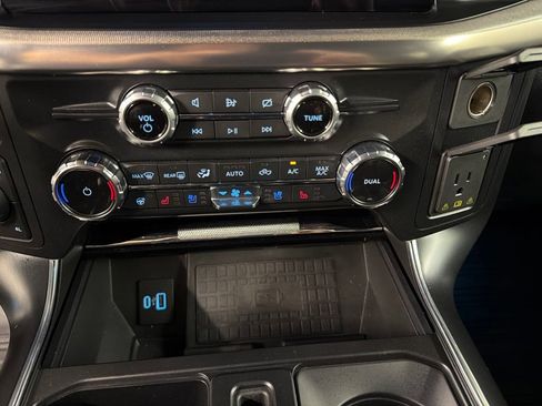 Certified 2022 Ford F150 Raptor w/ Raptor 37 Performance Package AWD/4WD image 13