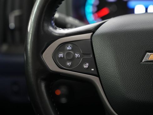 Used 2019 Chevrolet Colorado Z71 w/ Z71 Midnight Edition AWD/4WD image 12