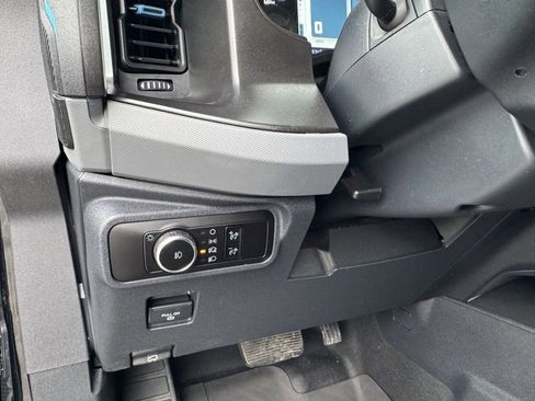 Used 2023 Ford Bronco Black Diamond w/ Sasquatch Package image 25