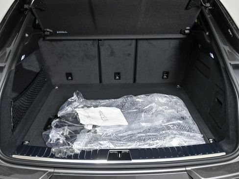 New 2025 Porsche Cayenne Coupe image 31