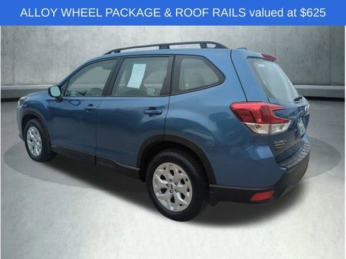 Used 2023 Subaru Forester AWD/4WD image 3