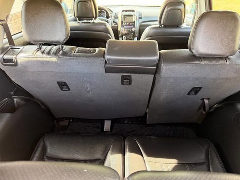 Used 2013 Kia Sorento EX w/ Premium Plus Pkg AWD/4WD image 18