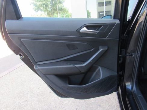 Used 2023 Volkswagen Jetta Sport image 14