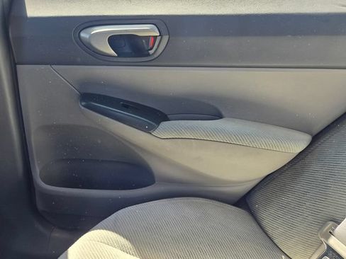 Used 2010 Honda Civic LX image 10