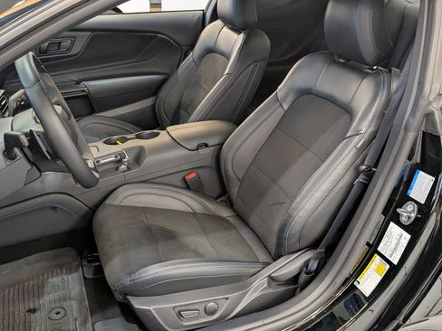 Used 2024 Ford Mustang Dark Horse image 9