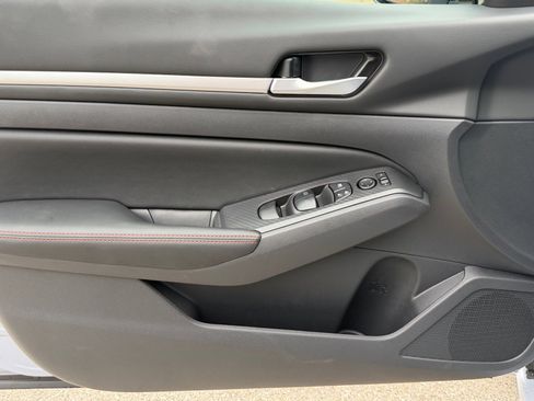 New 2026 Nissan Altima 2.5 SR FWD image 27