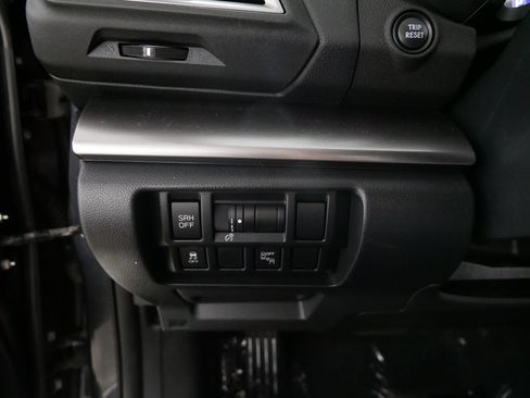 Used 2018 Subaru Crosstrek 2.0i Limited w/ Popular Package #2 AWD/4WD image 26