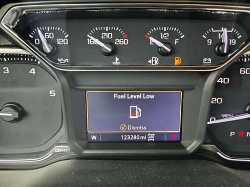 Used 2022 GMC Sierra 2500 SLT image 23