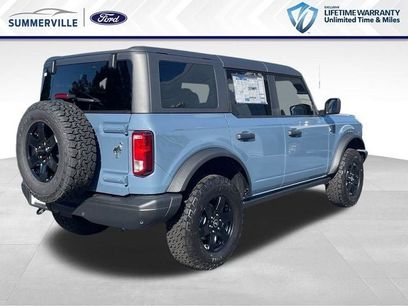 New 2025 Ford Bronco Big Bend w/ Black Diamond Package