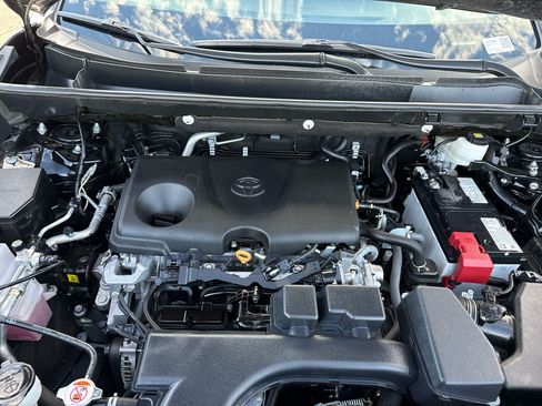 Used 2024 Toyota RAV4 XLE w/ Weather Package AWD/4WD image 9