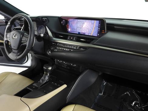 Used 2020 Lexus ES 350 w/ Premium Package FWD image 13