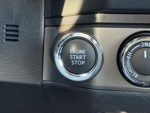 Used 2022 Toyota Tacoma TRD Off-Road image 21