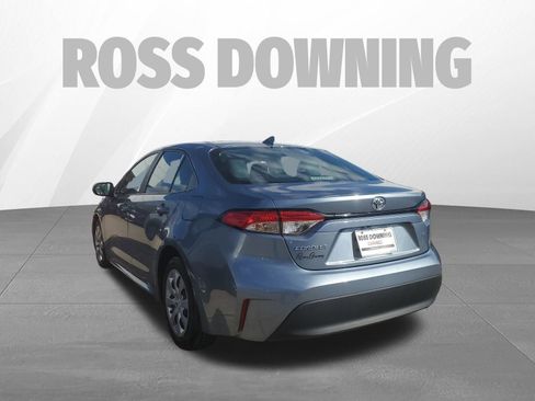 Used 2023 Toyota Corolla LE image 6