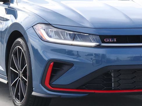 Used 2025 Volkswagen Jetta GLI Autobahn image 7